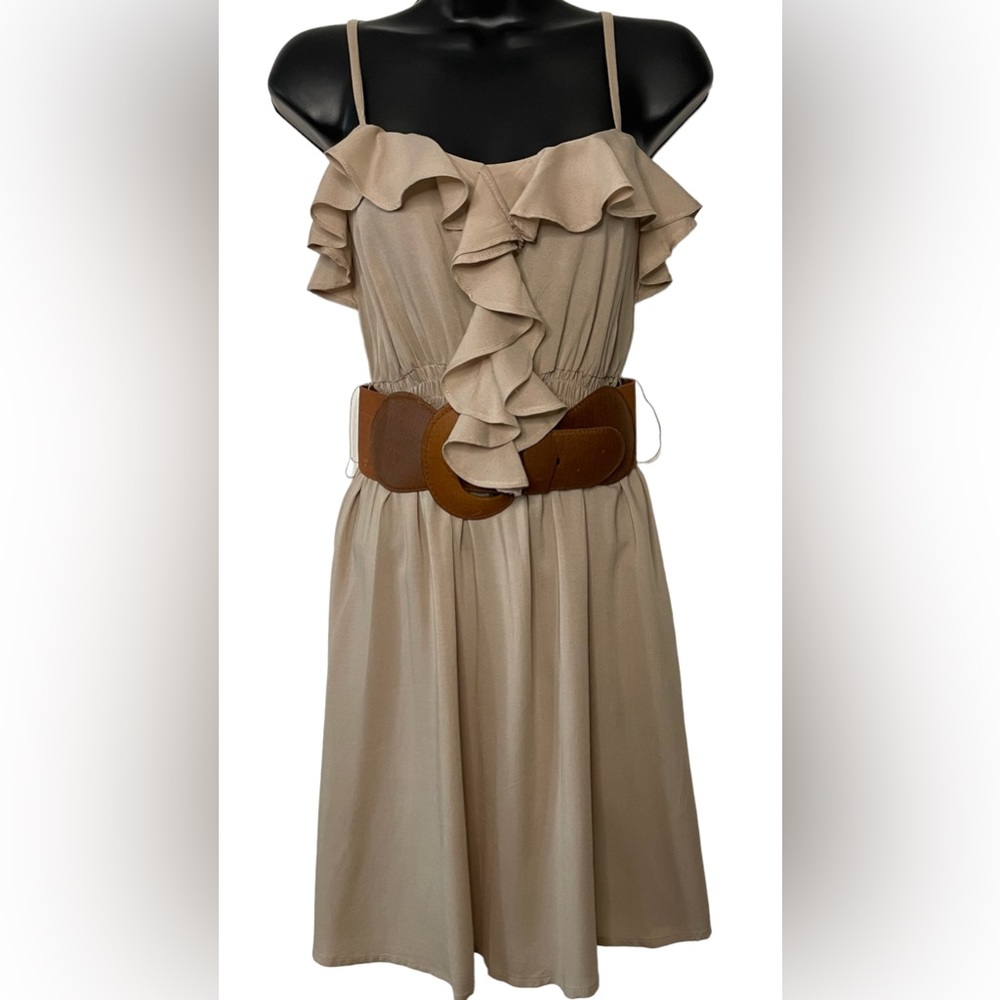 COPY - BODY CENTRAL beige ruffle dress with belt